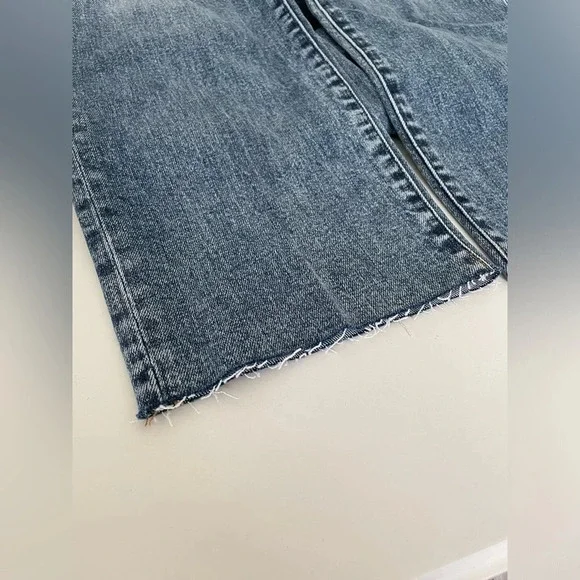 Express Modern Straight Leg Super High Rise Distressed Blue Jeans Women’s 2S NWT - Picture 11 of 14